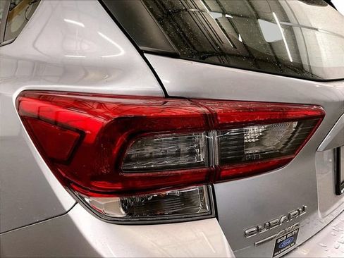 Used 2022 Subaru Impreza 2.0i Limited w/ Popular Package #2 AWD/4WD image 28