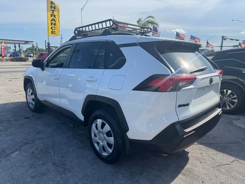 Used 2019 Toyota RAV4 LE image 11