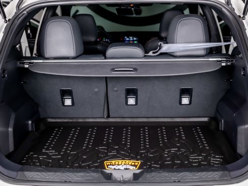 Used 2024 Subaru Crosstrek 2.5i Wilderness w/ Crosstrek Mirror Package image 40