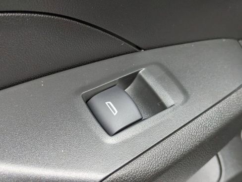 New 2026 Chevrolet Trax ACTIV w/ Sunroof Package image 24