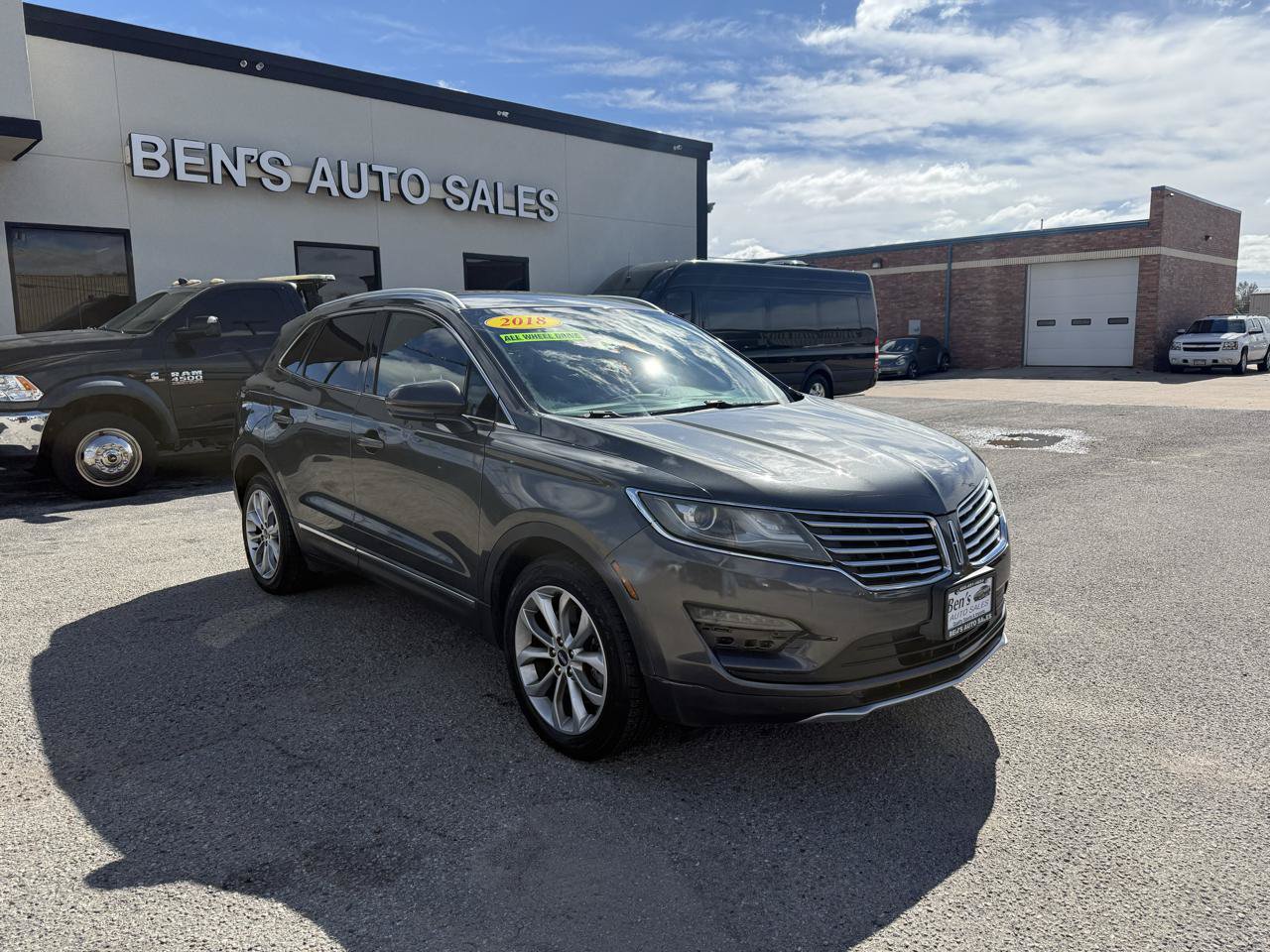Used 2018 Lincoln MKC Select w/ Select Plus Package AWD/4WD image 4