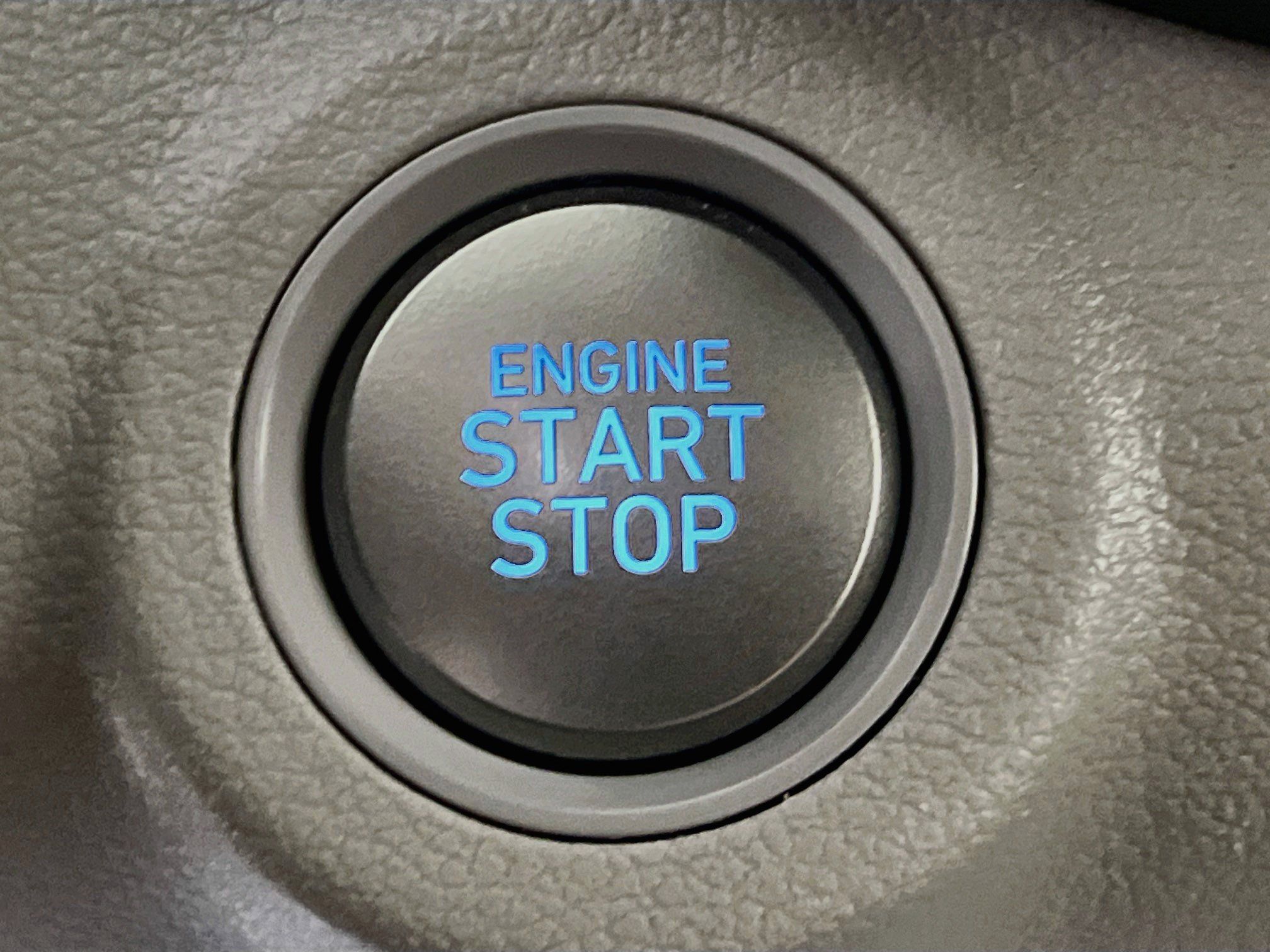 Used 2025 Hyundai Venue SEL FWD image 22