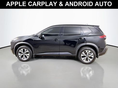 Used 2021 Nissan Rogue SV image 4