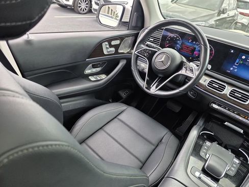 Certified 2024 Mercedes-Benz GLS 450 4MATIC image 28