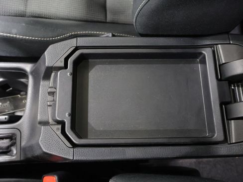 Used 2017 Toyota RAV4 XLE AWD/4WD image 29