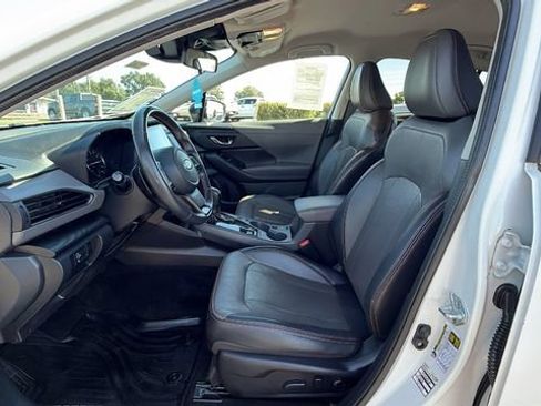 Used 2024 Subaru Crosstrek 2.5i Limited AWD/4WD image 32