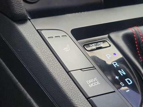 Used 2020 Hyundai Elantra Sport w/ Premium Package 02 FWD image 30