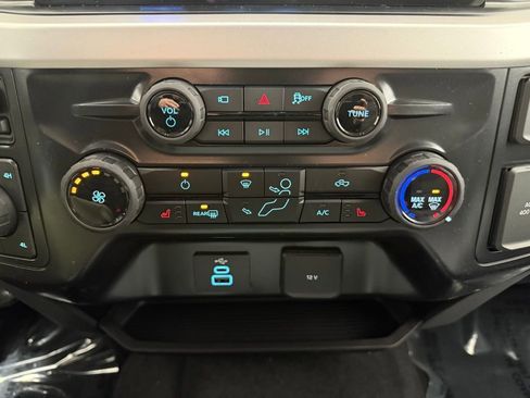 New 2026 Ford F350 XLT w/ XLT Premium Package image 36