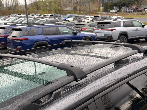 Certified 2025 Subaru Forester Limited image 11