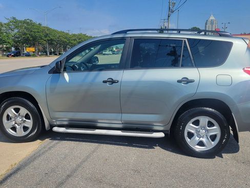 Used 2008 Toyota RAV4 4WD image 2