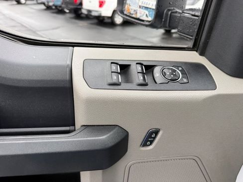 Used 2022 Ford F250 XL w/ Power Equipment Group AWD/4WD image 11