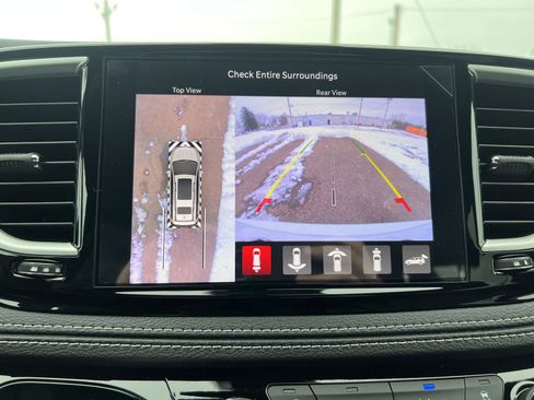 New 2026 Chrysler Pacifica Select w/ S Appearance Package image 21