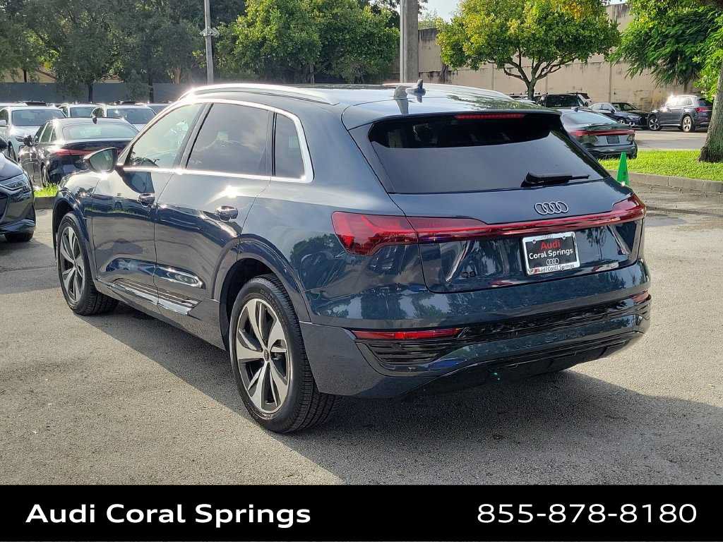 Certified 2024 Audi Q8 e-tron Premium AWD/4WD image 12