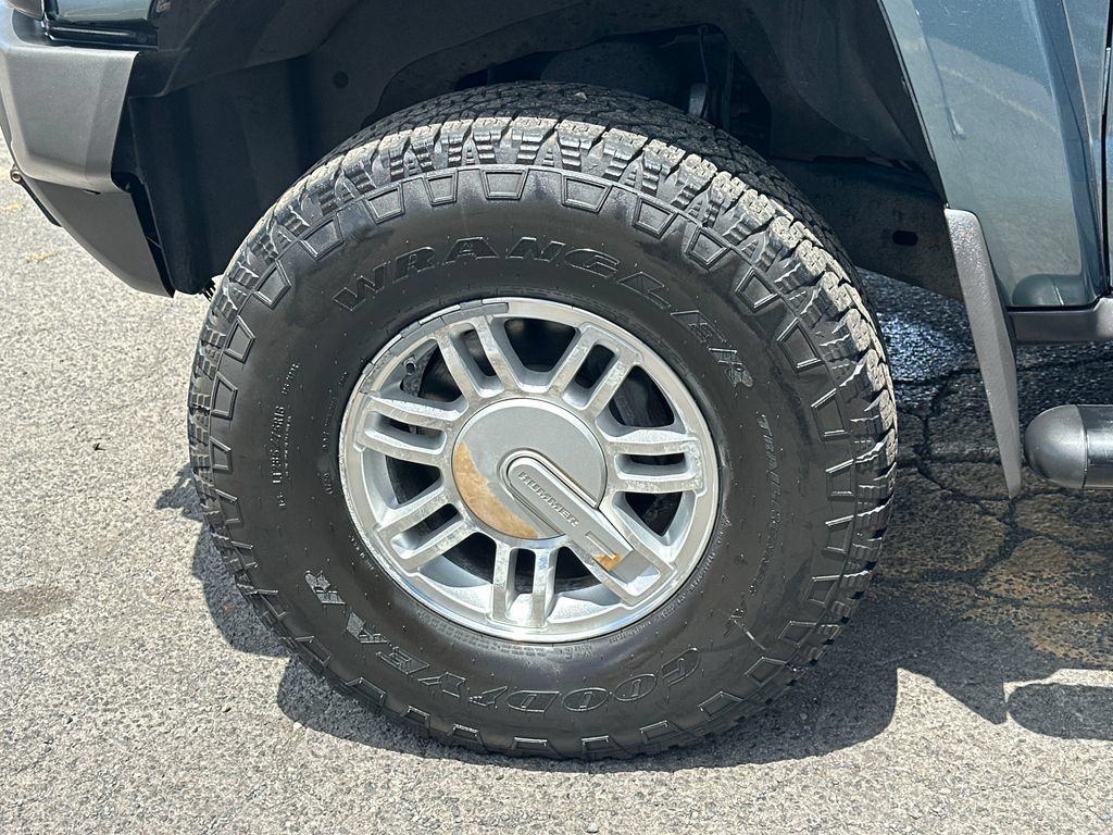 Used 2007 HUMMER H3 AWD/4WD image 12