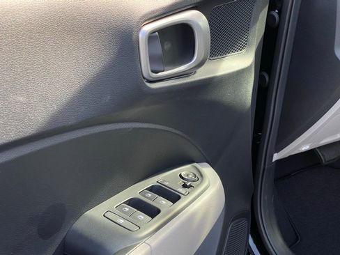 New 2026 Hyundai Venue SEL image 12