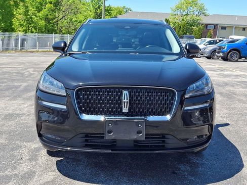 Used 2022 Lincoln Corsair AWD w/ Premium Package image 2