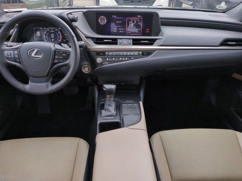 Certified 2021 Lexus ES 350 w/ Accessory Package FWD image 14