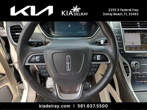 Used 2019 Lincoln Nautilus Reserve FWD image 30