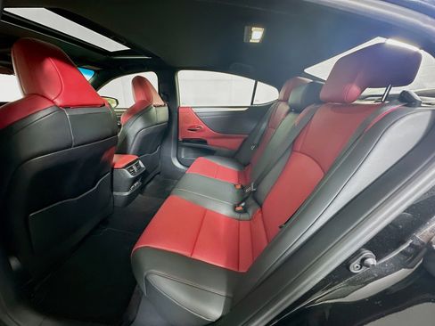 Used 2024 Lexus ES 350 F Sport w/ Accessory Package (Z2) image 28