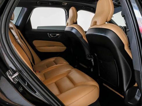 Used 2019 Volvo XC60 T5 Inscription w/ Protection Package Premier FWD image 36