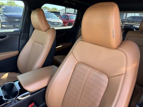 Certified 2023 Lincoln Nautilus Black Label AWD/4WD image 21