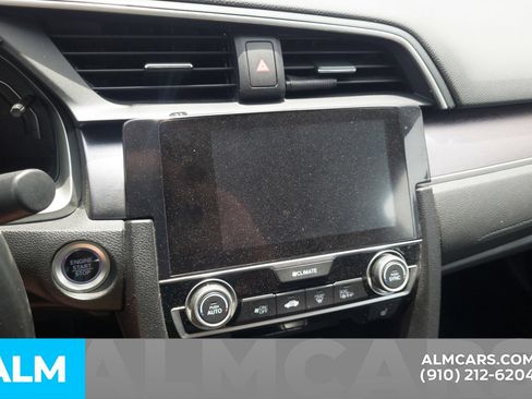 Used 2017 Honda Civic Touring image 9
