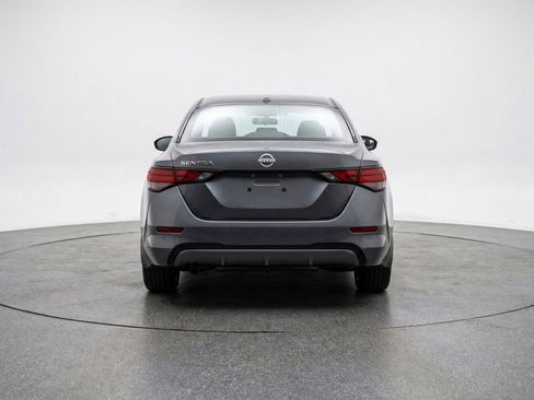 Used 2025 Nissan Sentra SV image 7