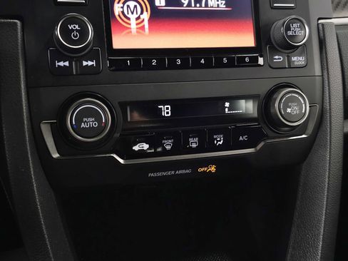 Used 2017 Honda Civic Sport image 23