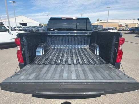 Used 2020 Chevrolet Silverado 1500 LT AWD/4WD image 15