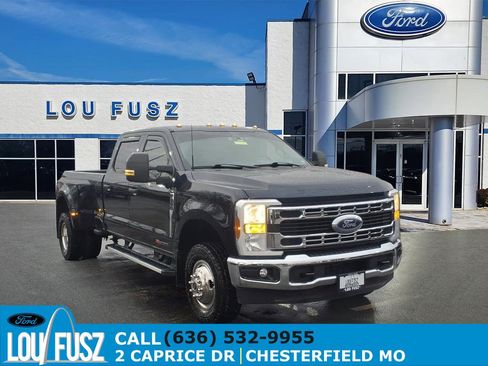 Used 2024 Ford F350 XLT image 1