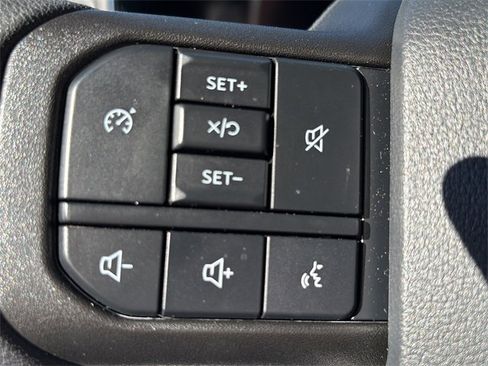 Used 2025 Ford F250 XLT w/ Black Appearance Package image 25