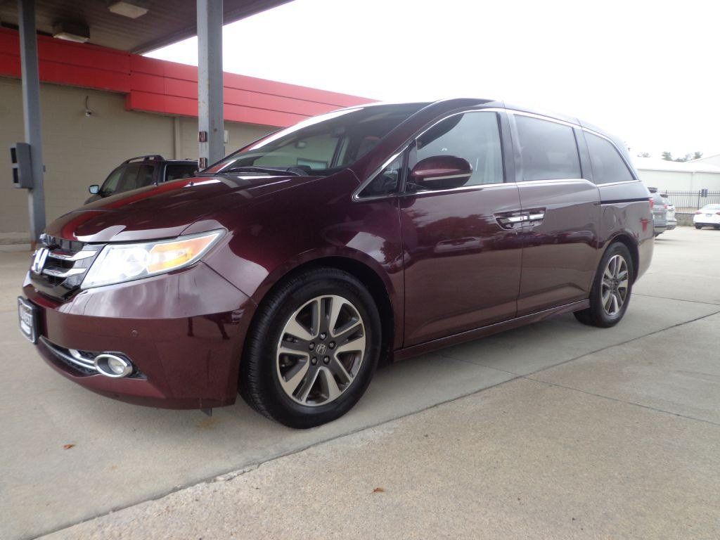 Used 2014 Honda Odyssey Touring image 1
