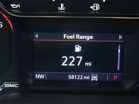 Used 2021 GMC Sierra 1500 Elevation image 24