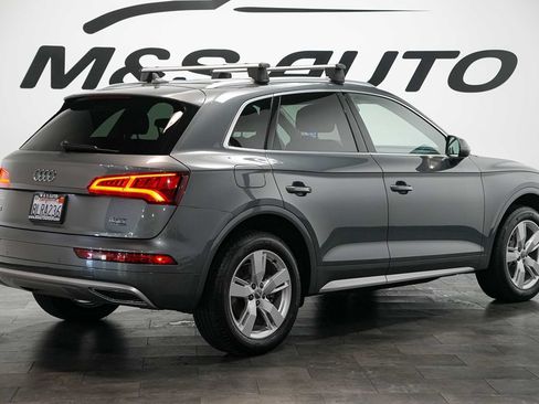 Used 2018 Audi Q5 2.0T Premium Plus w/ Premium Plus Package AWD/4WD image 5
