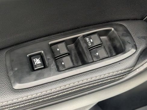 Used 2020 Ford Ranger Lariat w/ Technology Package AWD/4WD image 11