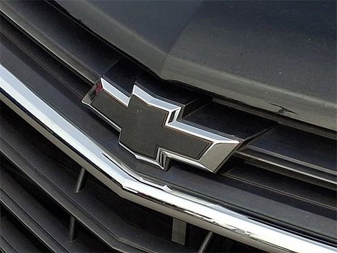 Used 2018 Chevrolet Equinox LT image 29