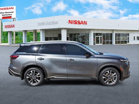 Used 2023 INFINITI QX60 Luxe w/ Performance Audio Package image 5