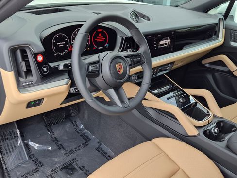 New 2026 Porsche Cayenne Coupe AWD/4WD image 4