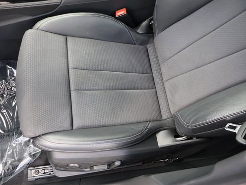 Used 2023 Audi A4 2.0T Premium Plus w/ Premium Plus Package image 34