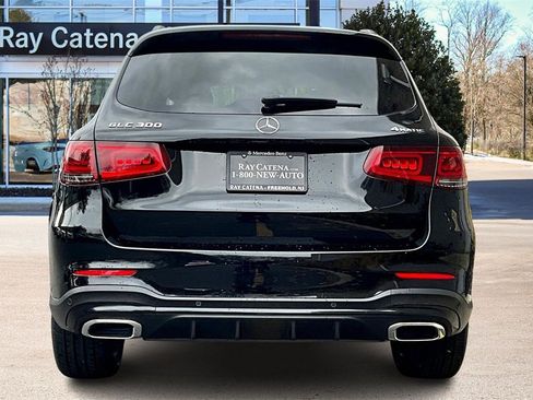 Certified 2022 Mercedes-Benz GLC 300 4MATIC image 4