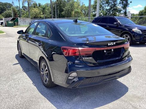 Used 2024 Kia Forte LXS FWD image 8