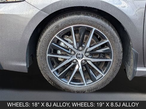 Used 2024 Toyota Camry SE image 12