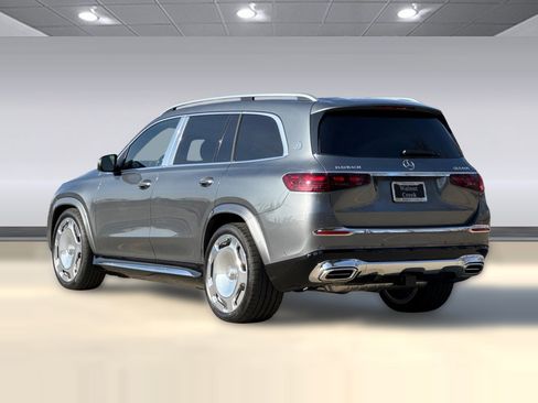 New 2026 Mercedes-Benz Maybach GLS 600 4MATIC image 3
