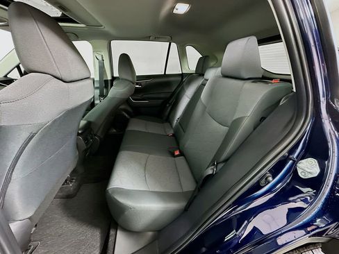 Certified 2025 Toyota RAV4 XLE w/ Convenience Package FWD image 25