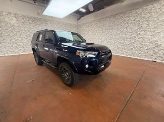Used 2020 Toyota 4Runner Venture AWD/4WD video 1