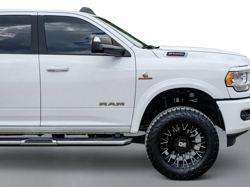 Used 2022 RAM 2500 Big Horn w/ Level 1 Equipment Group AWD/4WD image 8