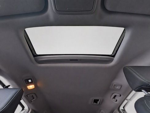 Used 2023 Honda Odyssey EX-L image 13