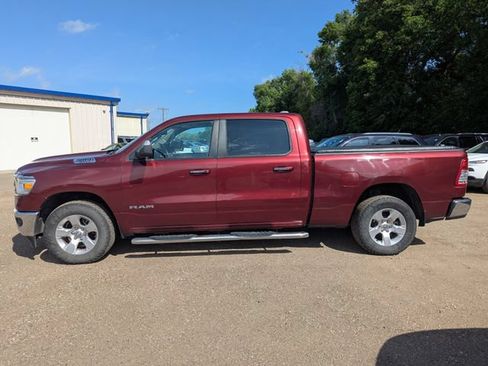 Used 2019 RAM 1500 Big Horn AWD/4WD image 14