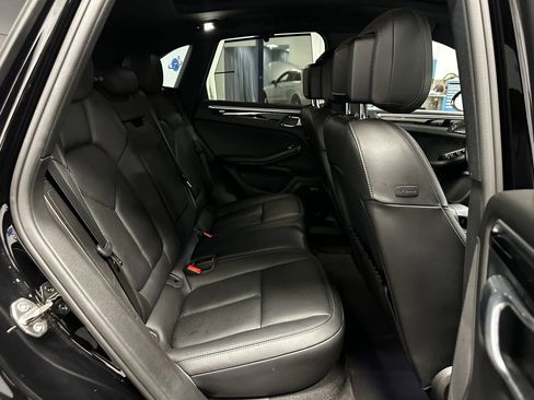 Used 2017 Porsche Macan S image 20