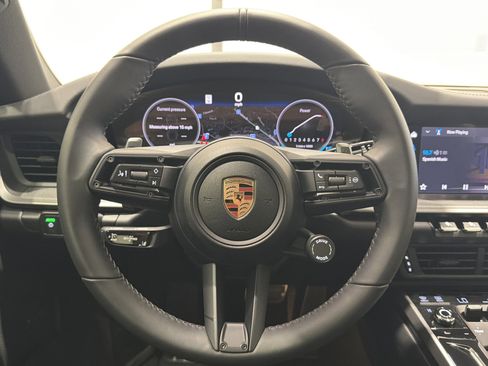 Used 2026 Porsche 911 Carrera RWD image 17